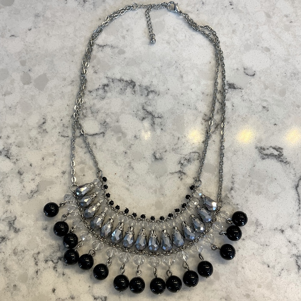 Gorgeous Black and silver accent necklace